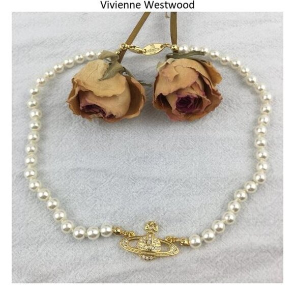 Vivienne Westwood Lucrece Earrings - Picture 1 of 5